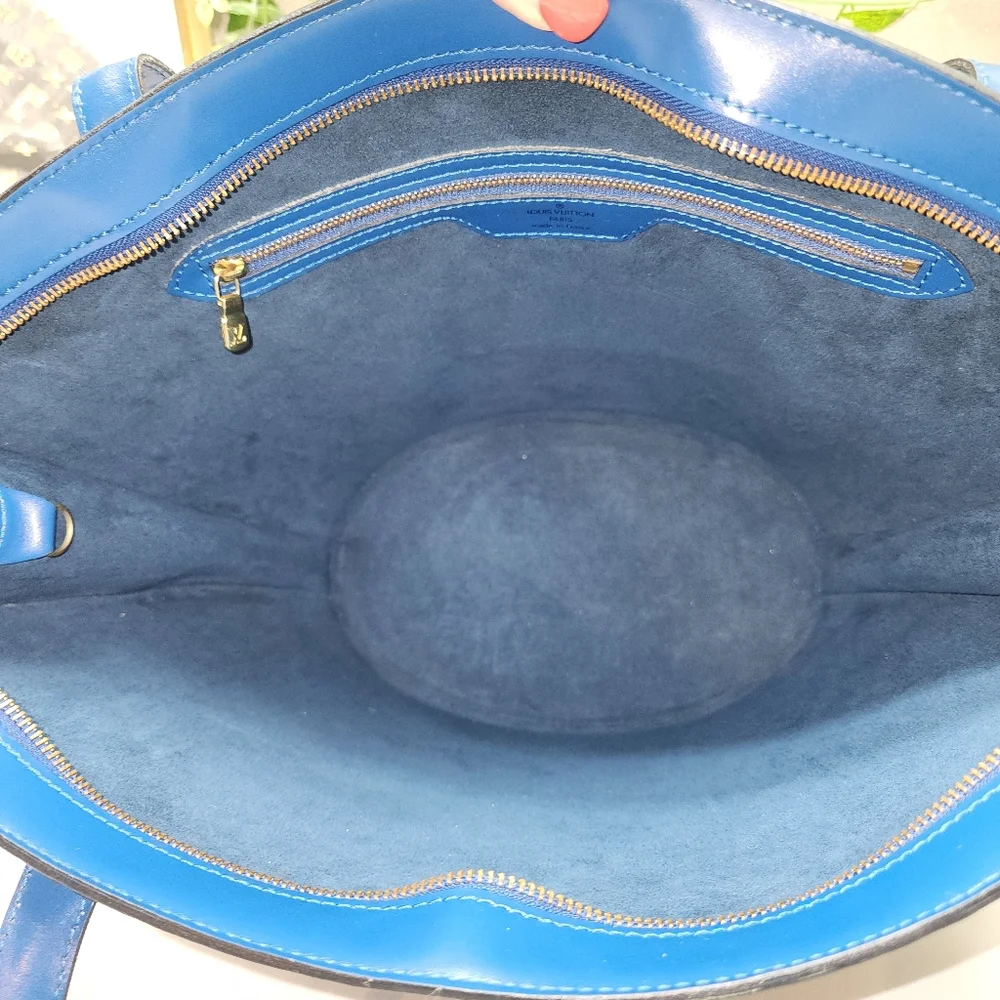 Authentic Louis Vuitton Epi Saint Jacques GM In Toledo W/ Dust Bag